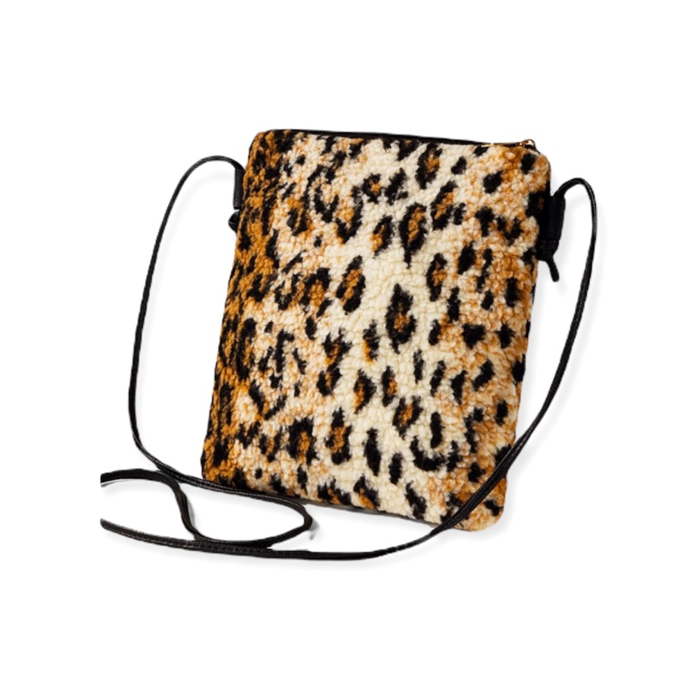 New Boutique Line Leopard Pattern Faux Sherpa Crossbody